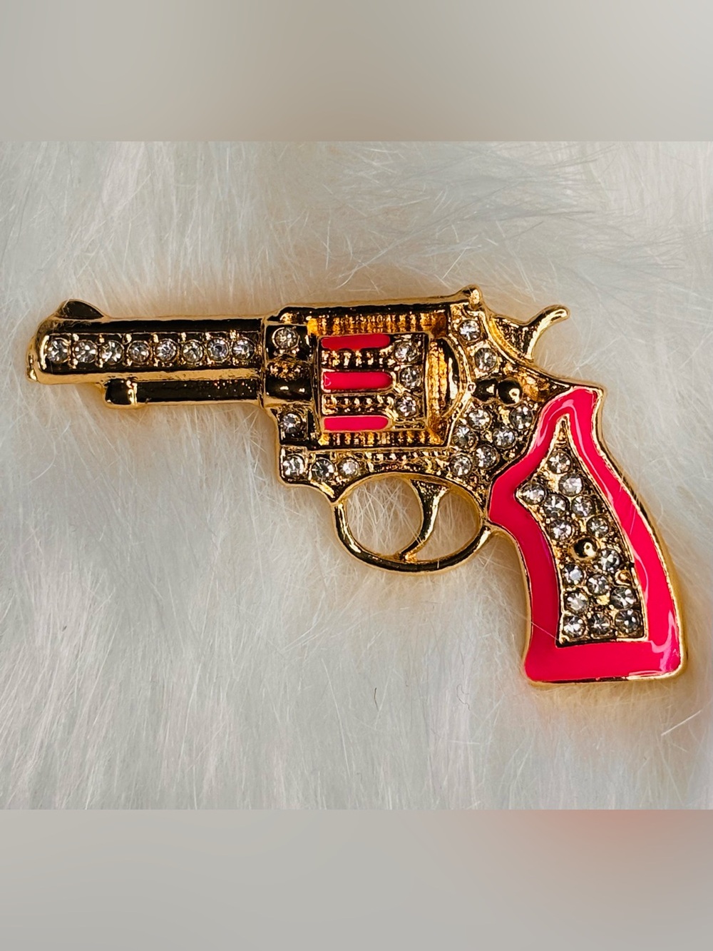 💖 Pink Rhinestone Revolver Brooch